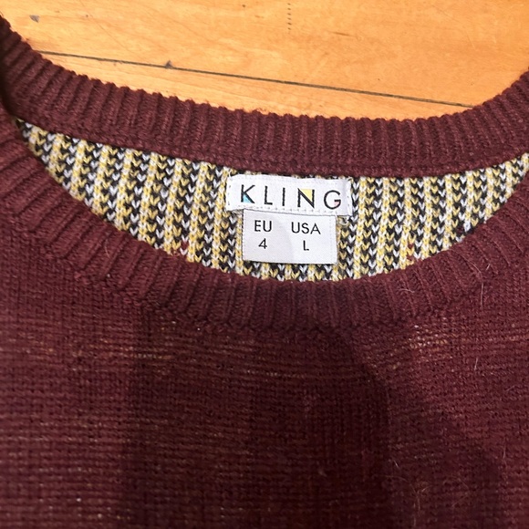 Women’s penguin sweater large - Picture 4 of 5